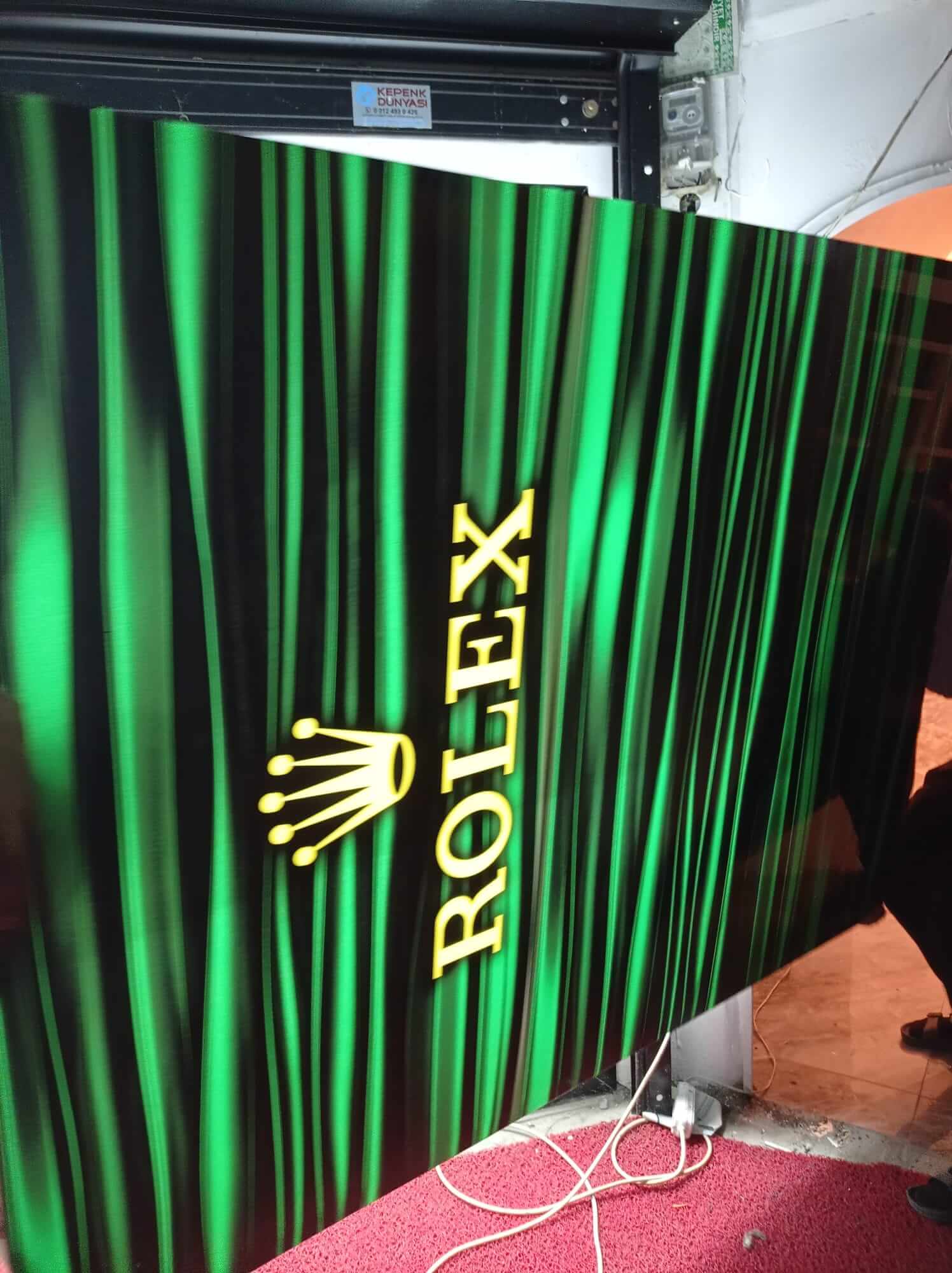 Rolex Işıklı Cam duvar paneli - UV baskı istanbul
